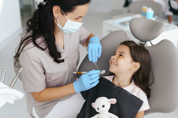 Best Chipped Tooth Repair Near Me  in Robertsde, AL